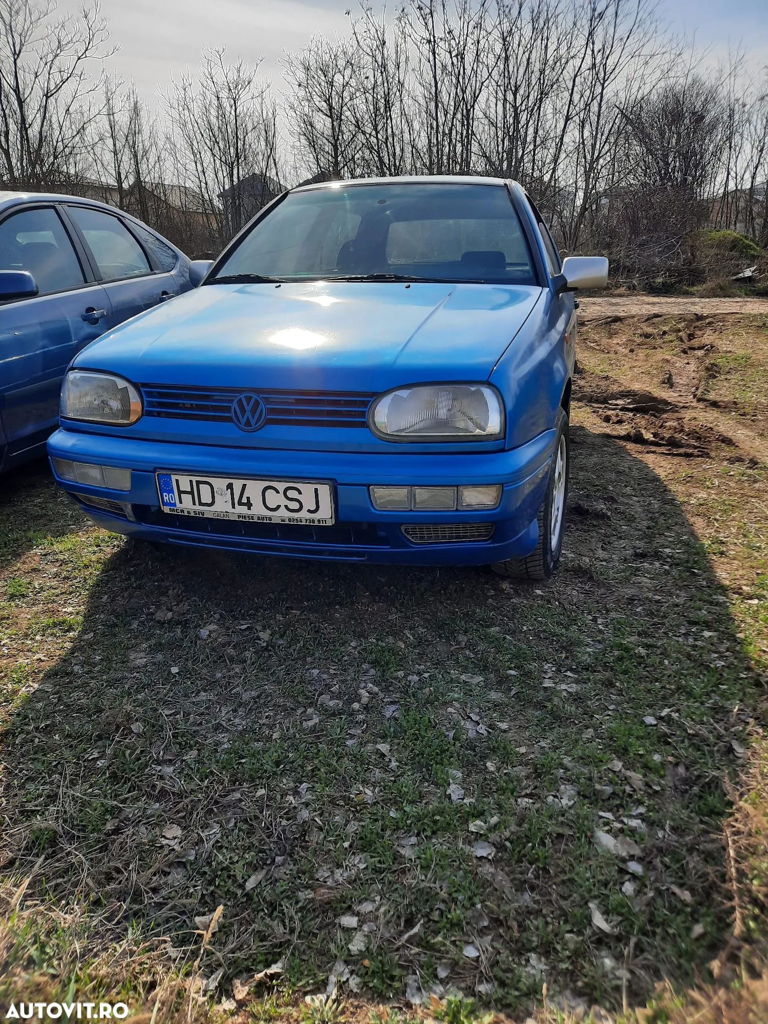 Volkswagen Golf CL - 1