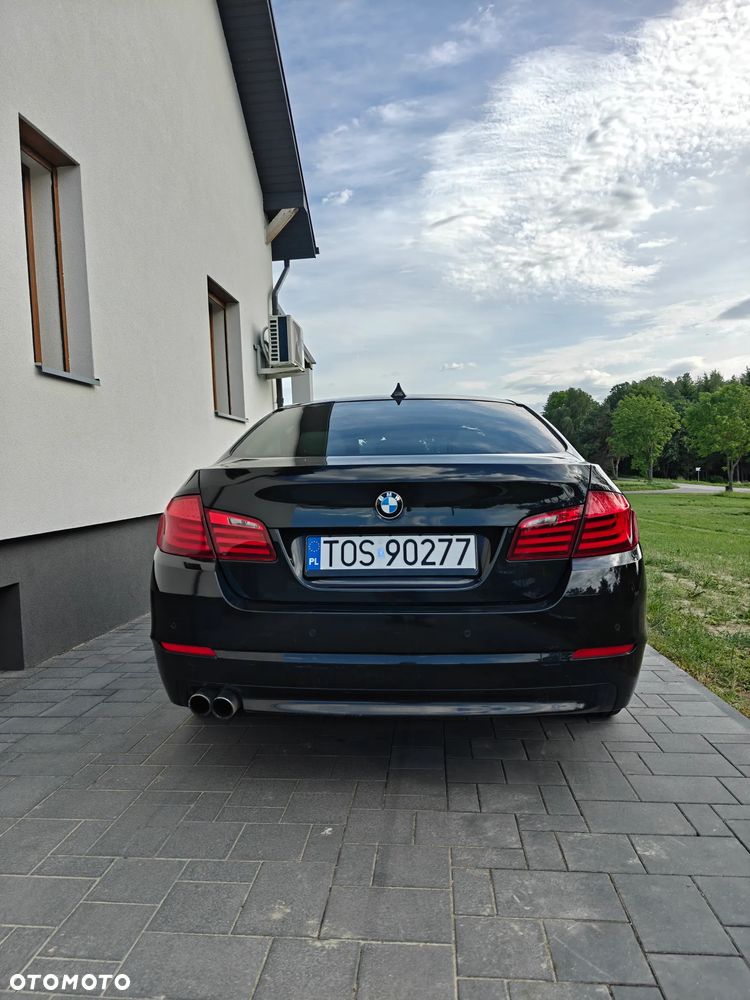 BMW Seria 5 520d xDrive Luxury Line - 4