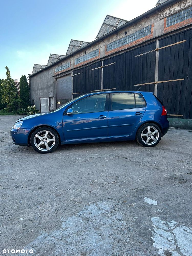 Volkswagen Golf 1.6 FSI Tour - 2