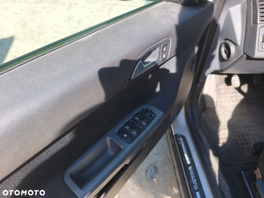 Volvo V50 1.6D DRIVe - 16
