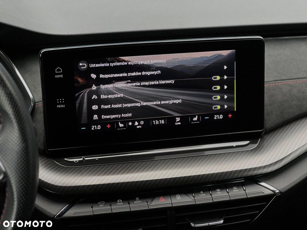 Skoda Octavia 2.0 TSI RS DSG - 32