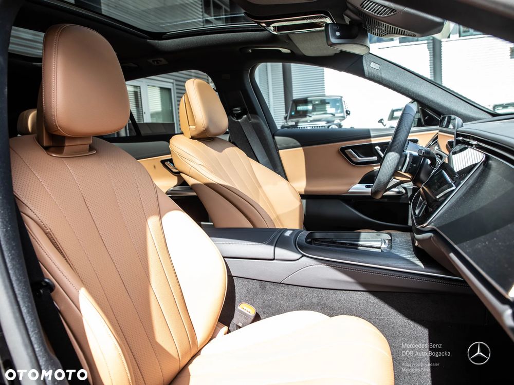 Mercedes-Benz Klasa E 220 d mHEV 4-Matic AMG 9G-Tronic - 7