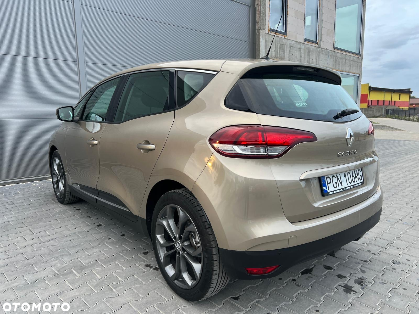 Renault Scenic ENERGY TCe 115 EXPERIENCE - 9