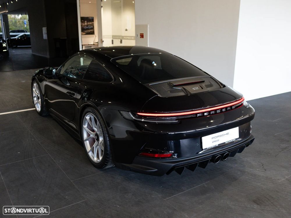 Porsche 911 (992) - 7