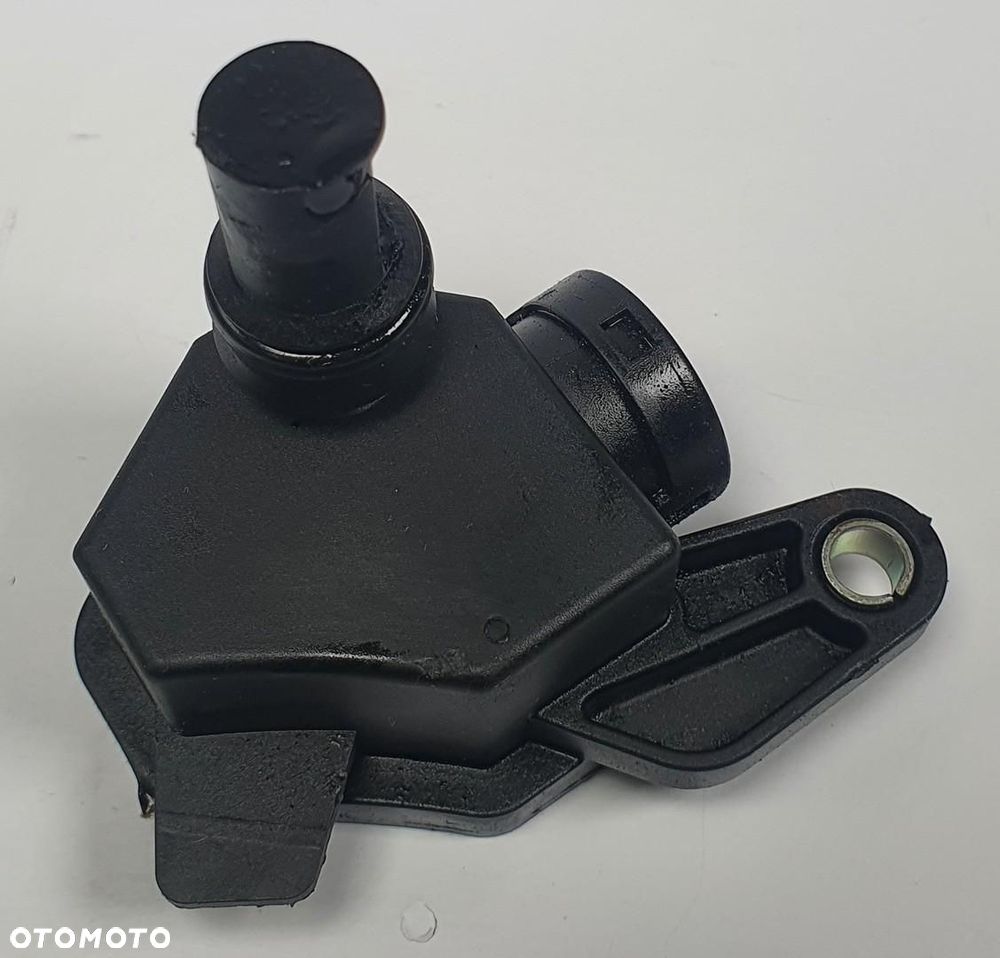 ODMA SEPARATOR OLEJU RANGE ROVER SPORT L320 2.7 TDV6 4R8Q-6C714-AB - 3