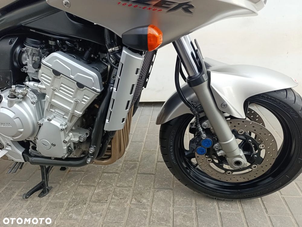 Yamaha FZS - 29