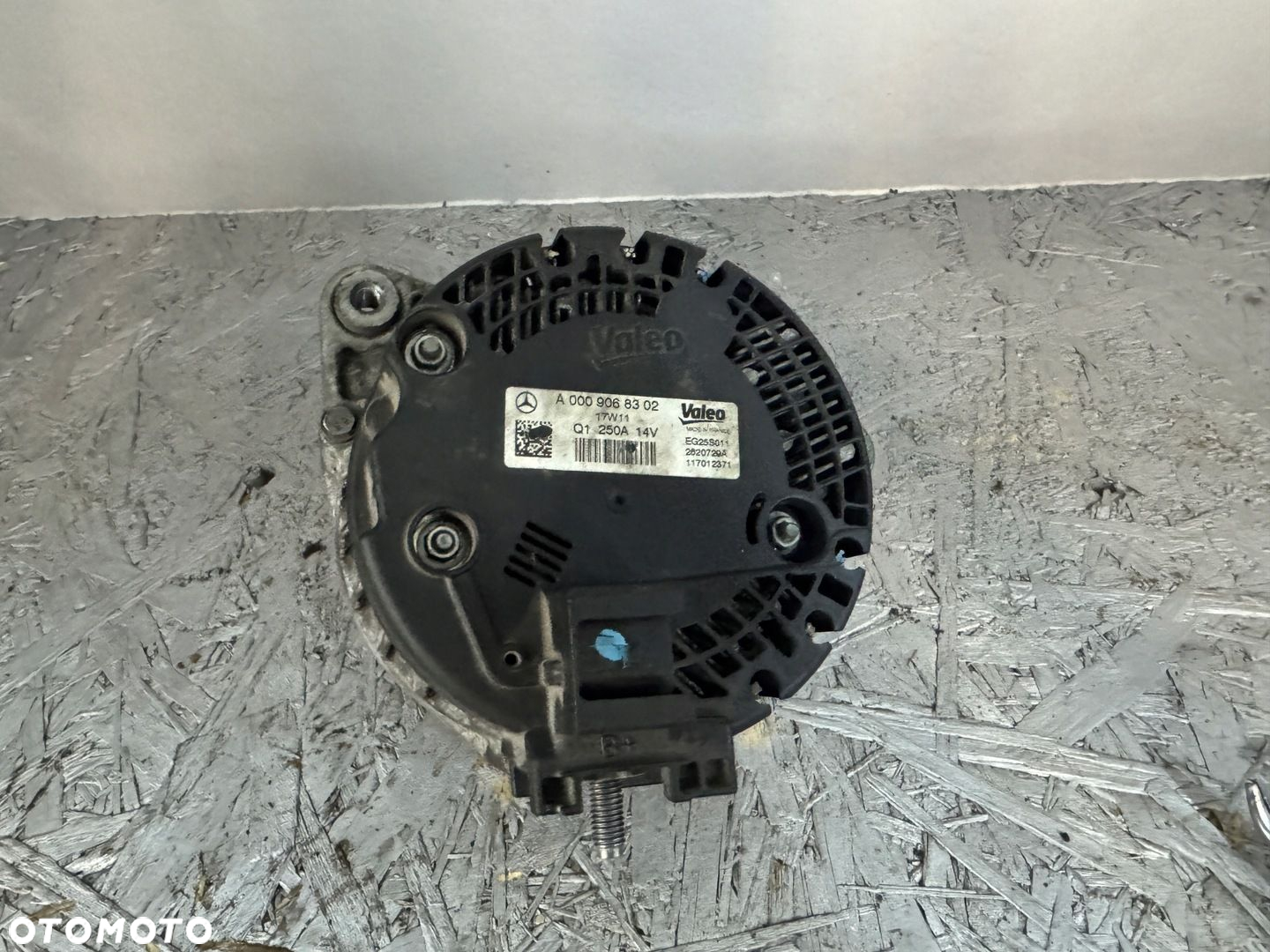 Alternator Mercedes OM 654 C205 W213 - 3