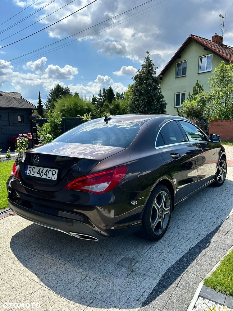 Mercedes-Benz CLA 250 7G-DCT - 12