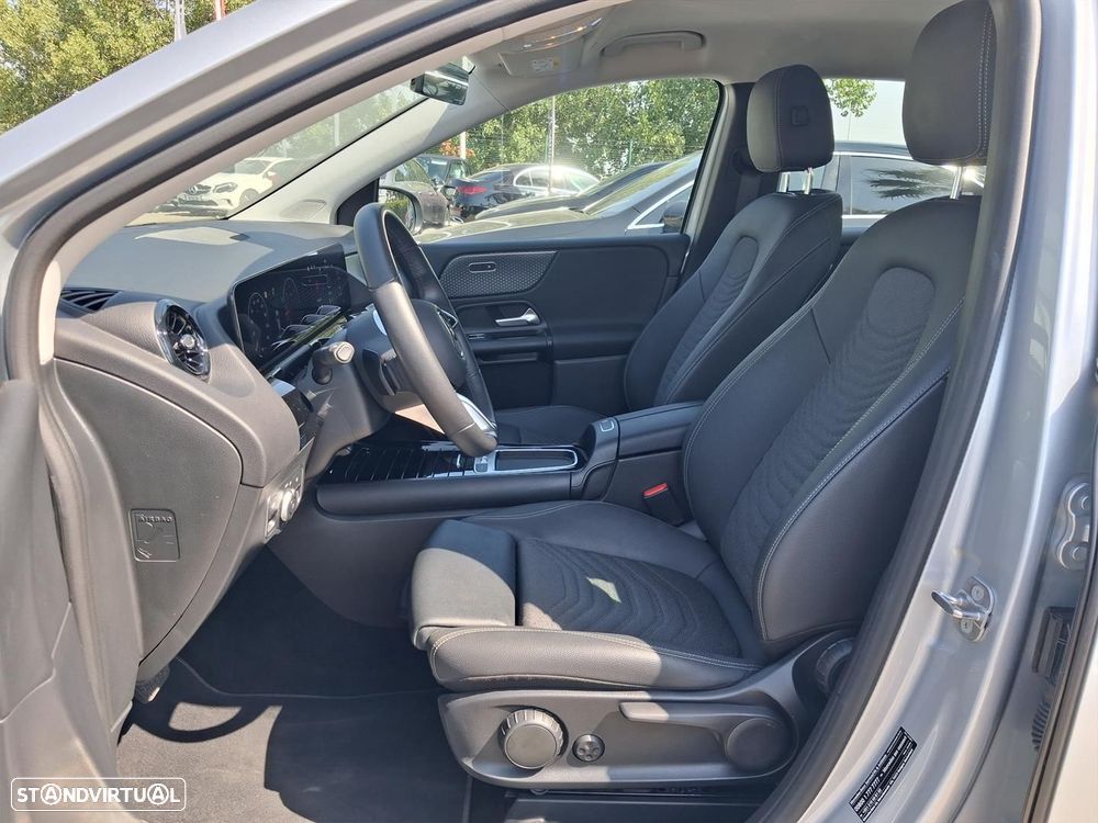 Mercedes-Benz B 180 d - 9