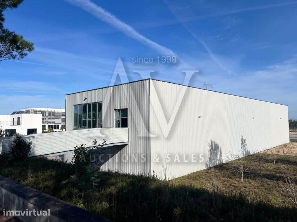 Armazém destinado a atividade industrial e logradouro - SÃO MARTINH... - View 2