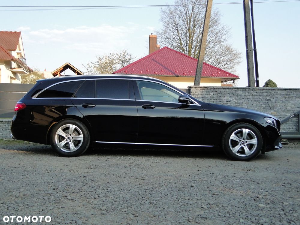 Mercedes-Benz Klasa E 220 d 9G-TRONIC - 4