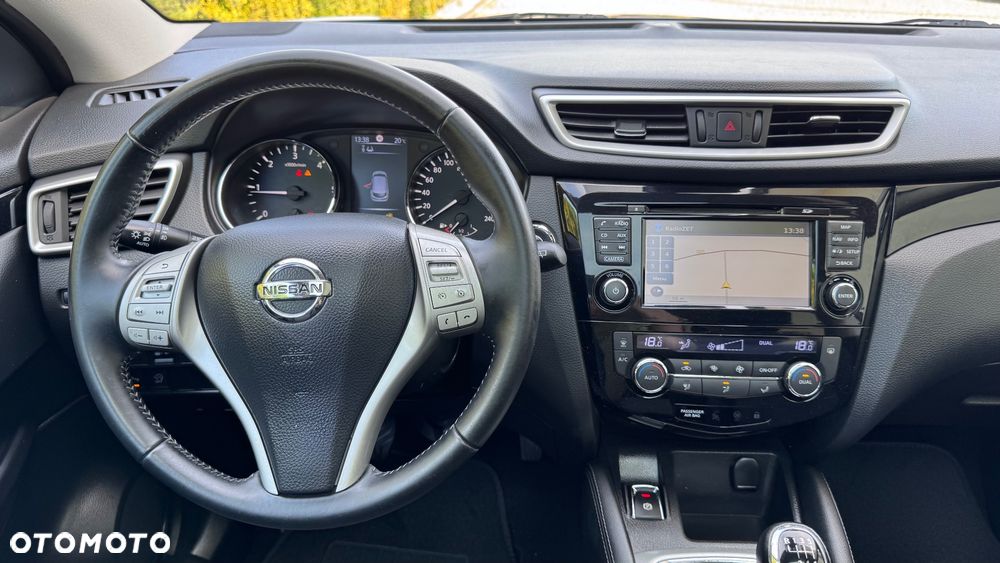 Nissan Qashqai 1.5 dCi Tekna EU6 - 28