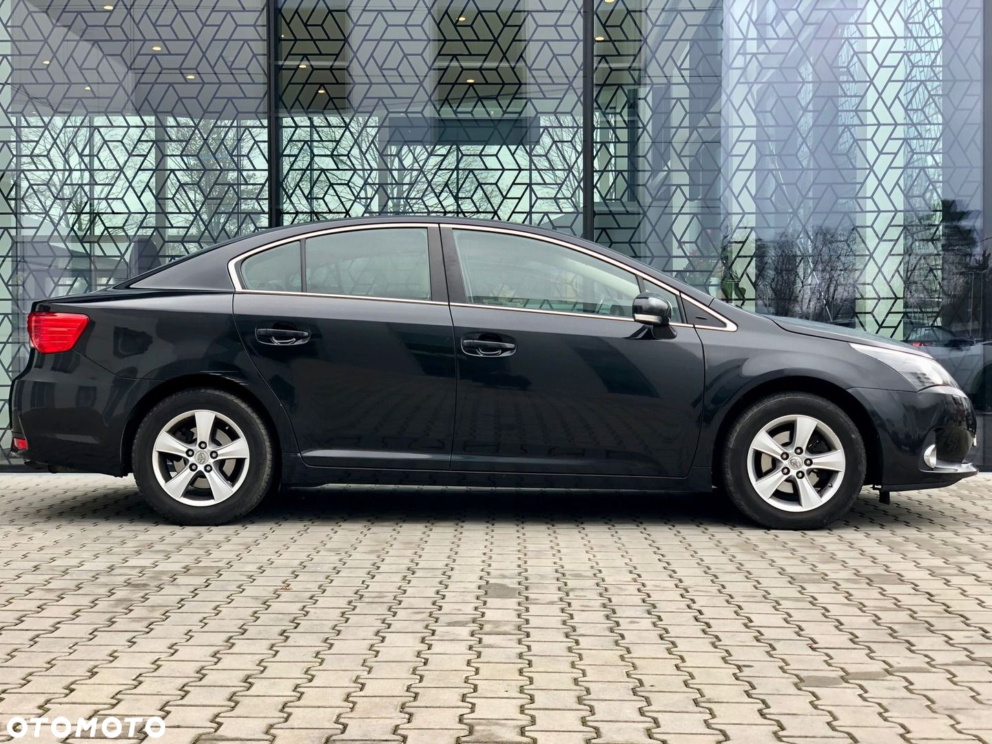 Toyota Avensis 1.8 Premium EU5 - 4