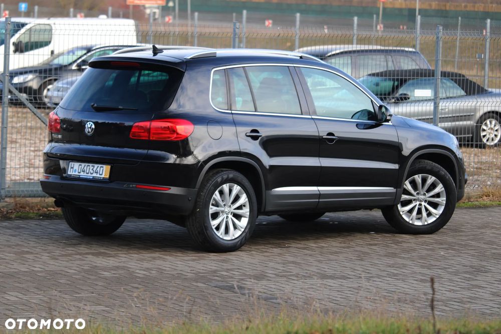 Volkswagen Tiguan - 11