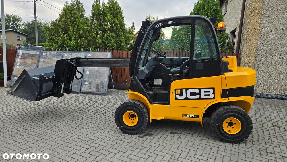 JCB Teletruck - 4