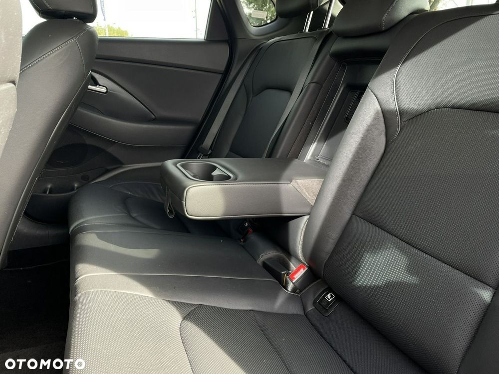 Hyundai i30 1.5 T-GDI 48V Premium DCT - 31