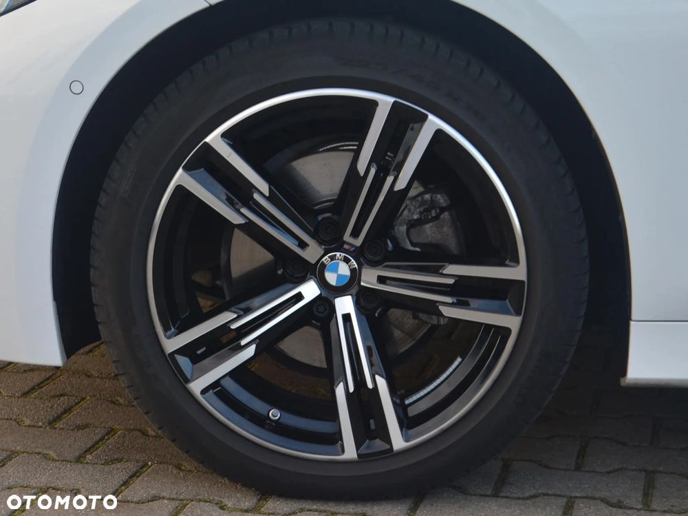 BMW Seria 3 320d xDrive M Sport sport - 5