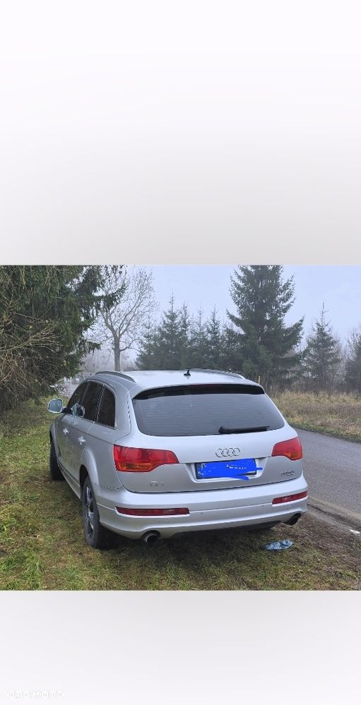 Audi Q7 - 7