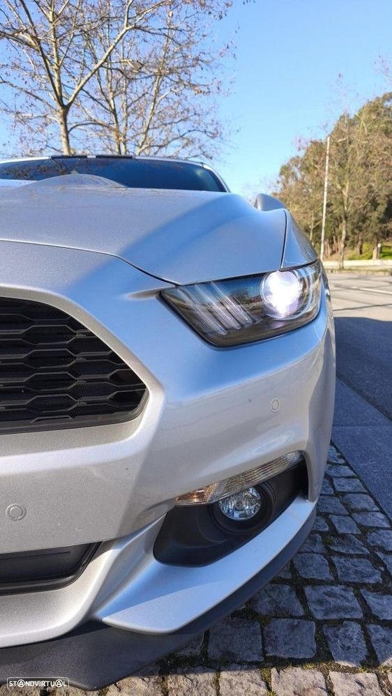 Ford Mustang 2.3i EcoBoost Aut. - 4