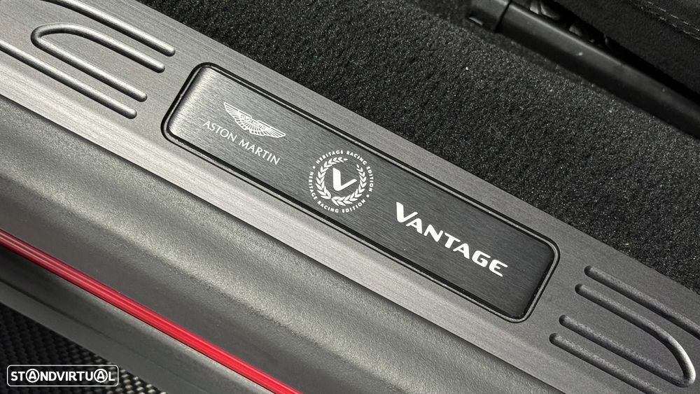 Aston Martin Vantage Coupe V8 - 46