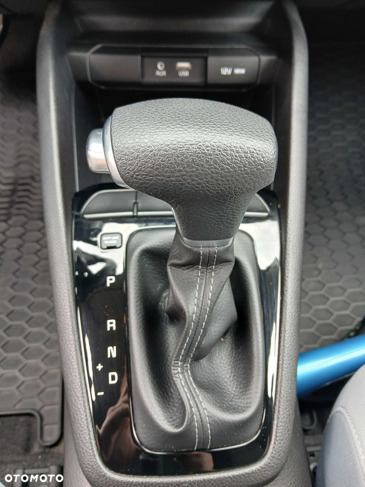 Kia Rio - 6