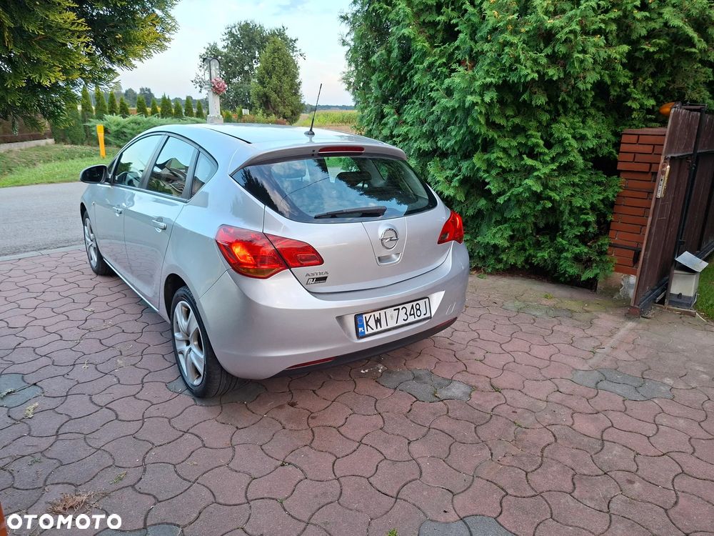 Opel Astra - 15