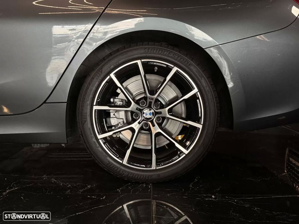 BMW 320 - 9