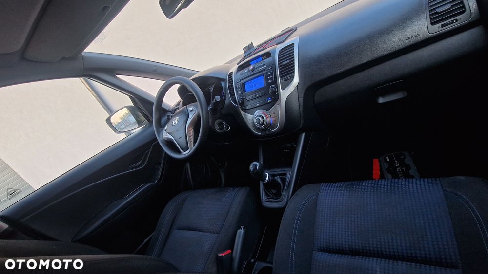 Hyundai ix20 1.4 blue Passion - 19