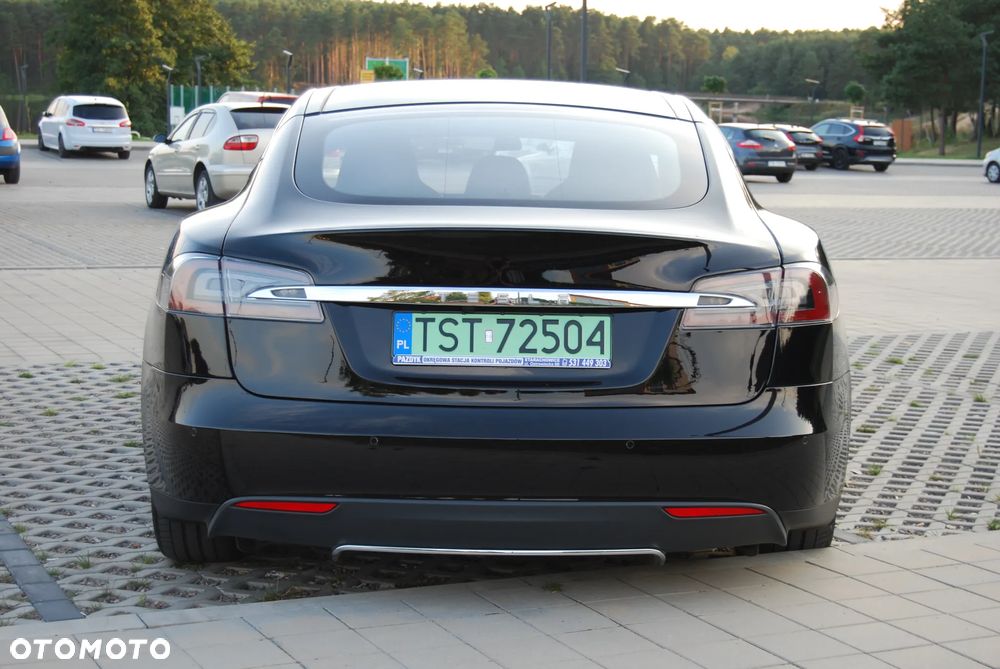 Tesla Model S Standard - 7