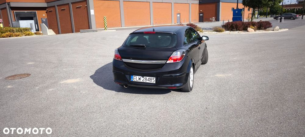 Opel Astra 2006 photo 4