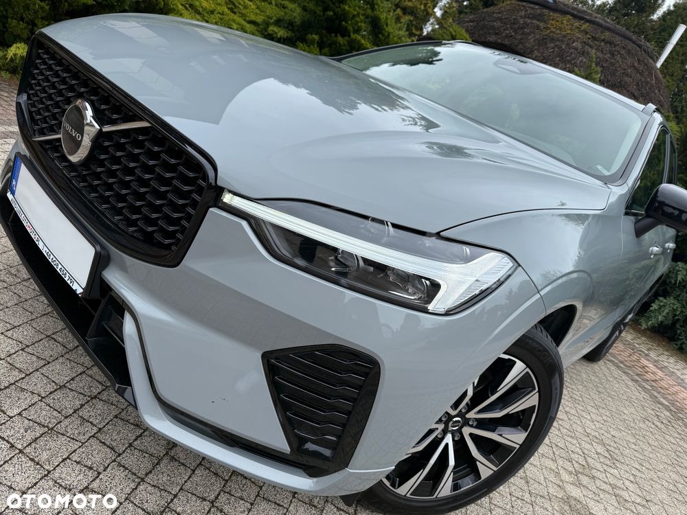 Volvo XC 60 B4 D Plus Dark - 20