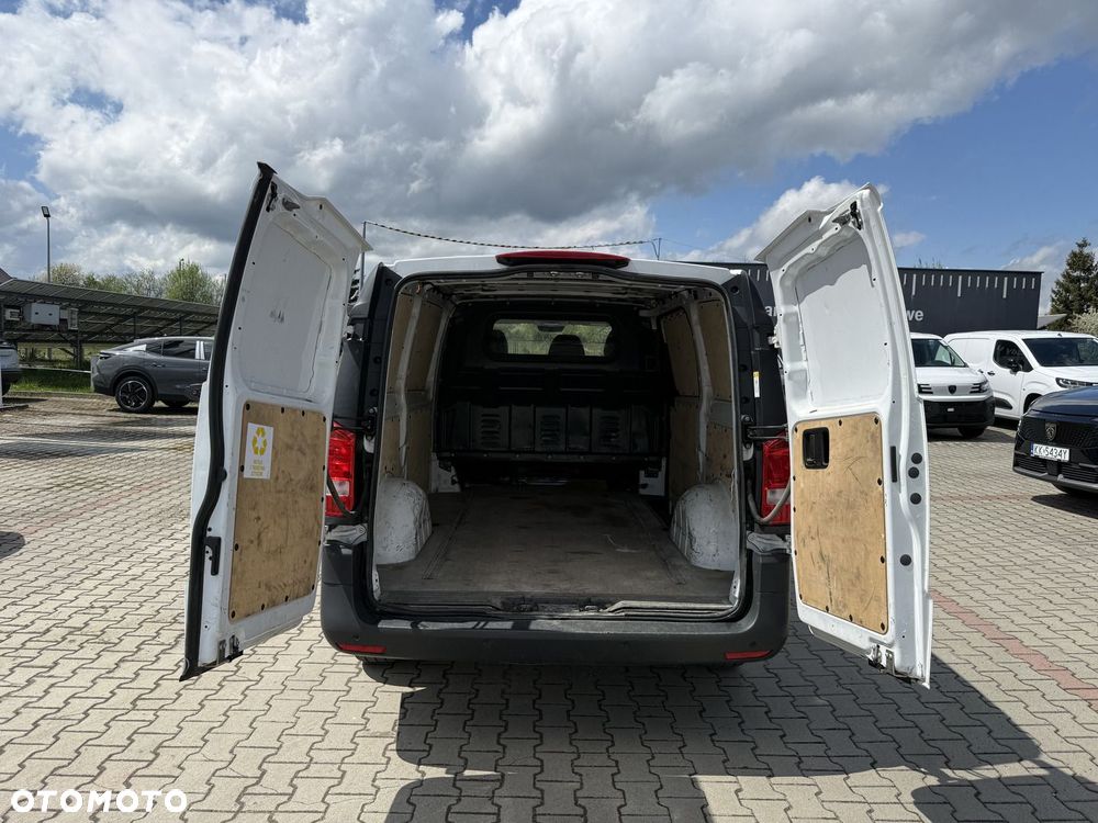 Mercedes-Benz Vito - 27