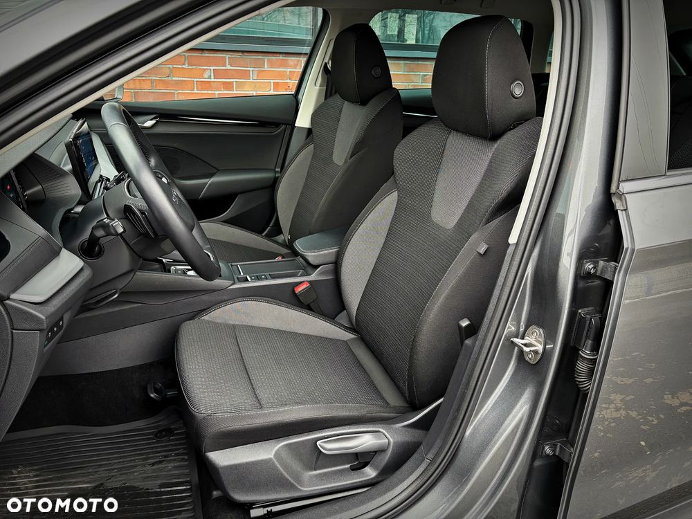 Skoda Octavia 2.0 TDI Selection DSG - 23