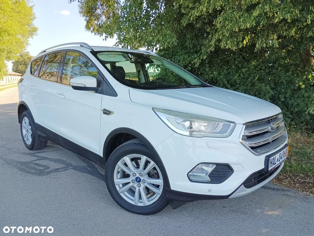 Ford Kuga 2.0 TDCi 2x4 Titanium - 2