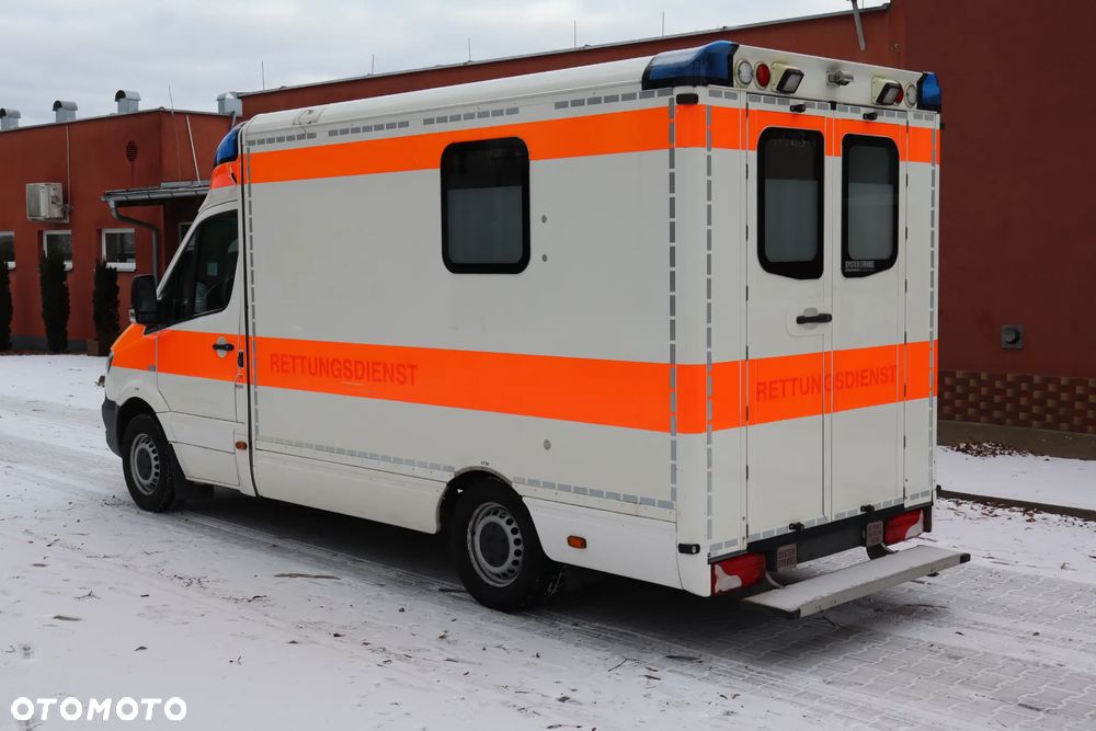 Mercedes-Benz SPRINTER - 7