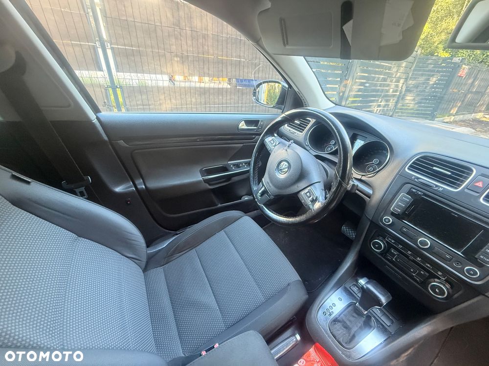 Volkswagen Golf - 5