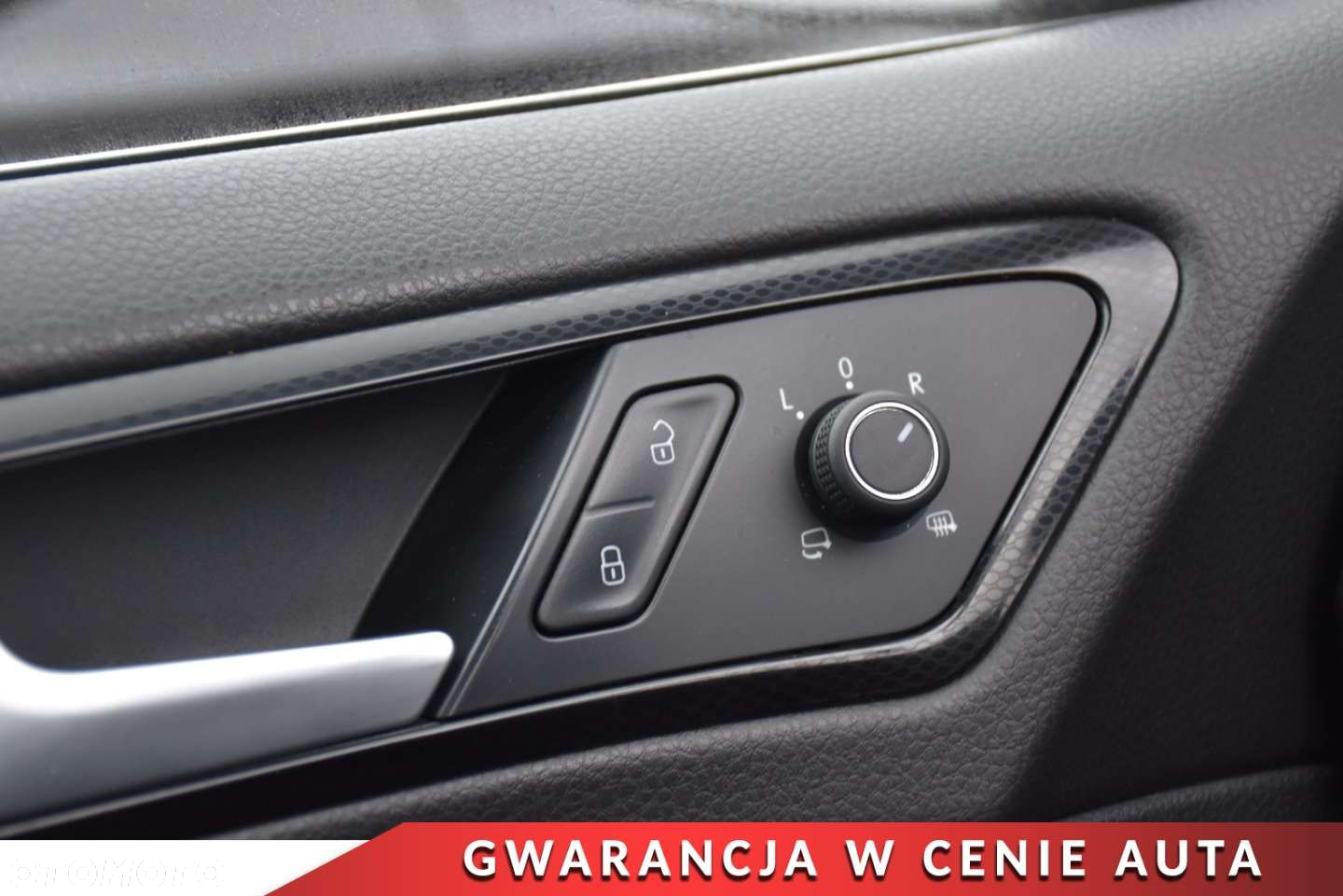 Volkswagen Golf - 24