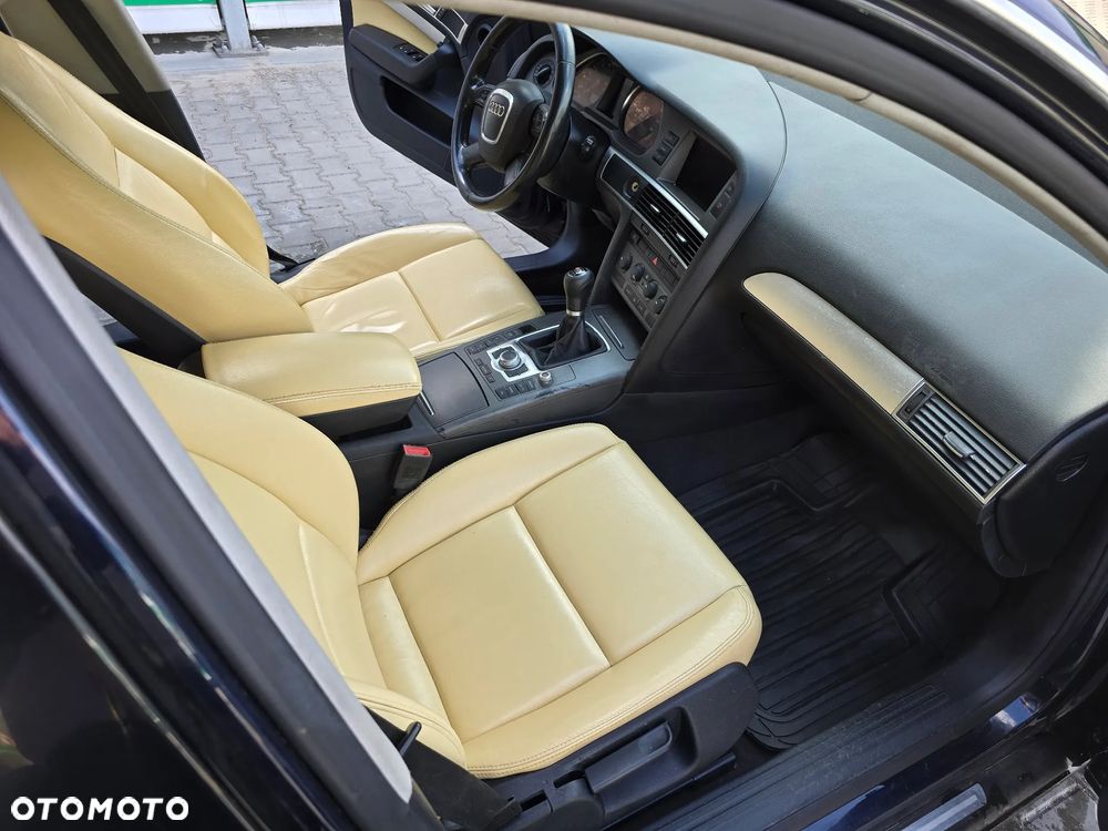 Audi A6 Limousine 2.4 - 10