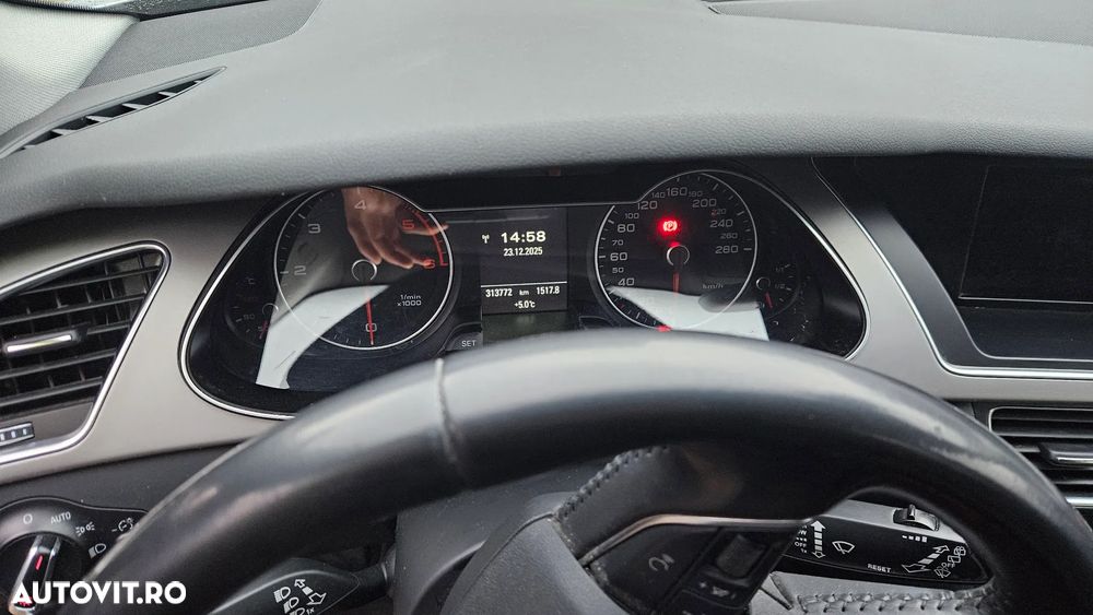 Audi A4 Avant 2.0 TDI DPF clean diesel Ambiente - 7