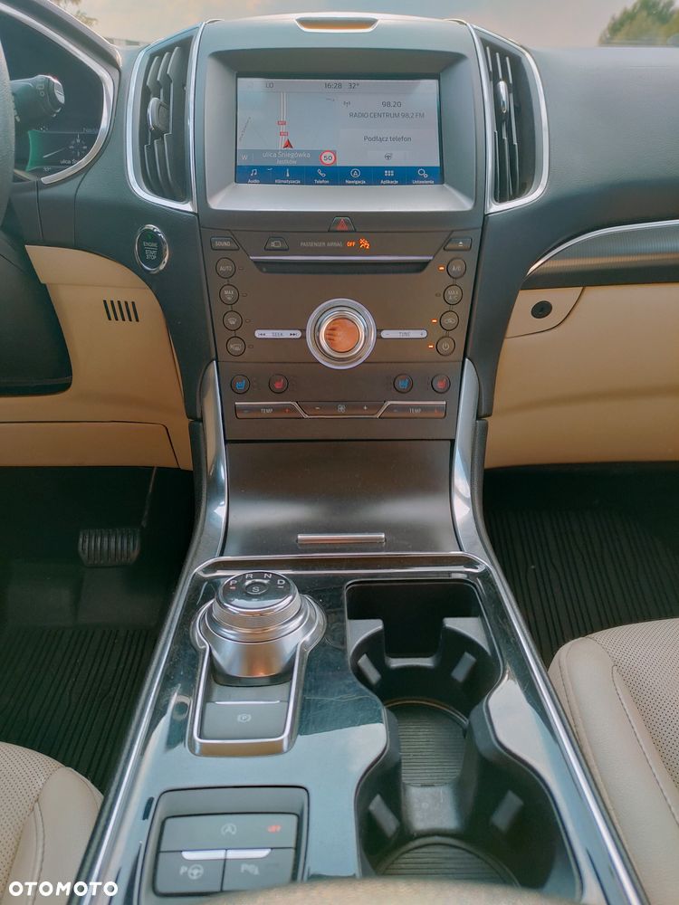 Ford Edge - 27