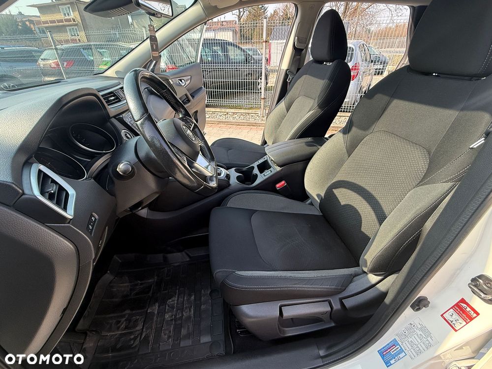 Nissan Qashqai 1.7 dCi Xtronic ALL-MODE 4x4i TEKNA - 19