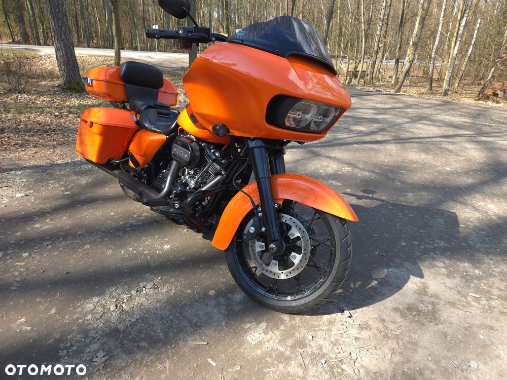 Harley-Davidson Touring Road Glide - 3