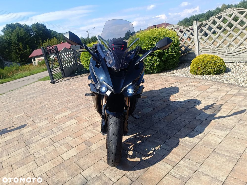 Suzuki GSX 1000 - 2