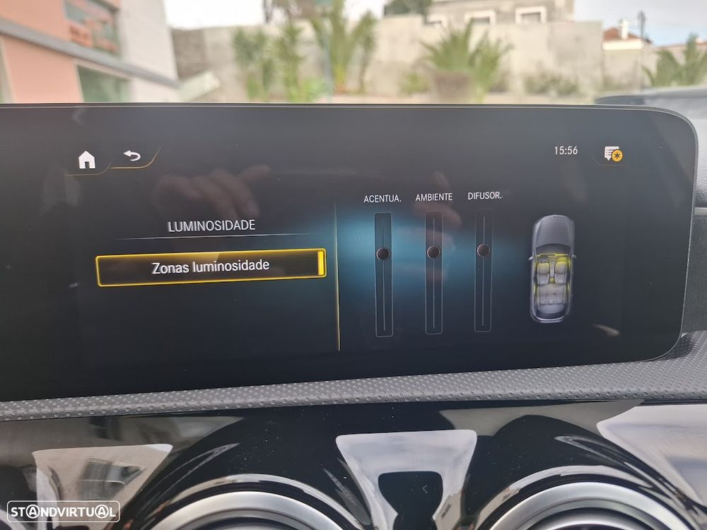 Mercedes-Benz A 200 7G-DCT AMG Line - 21