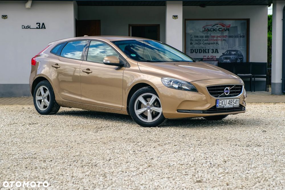 Volvo V40 D2 - 5