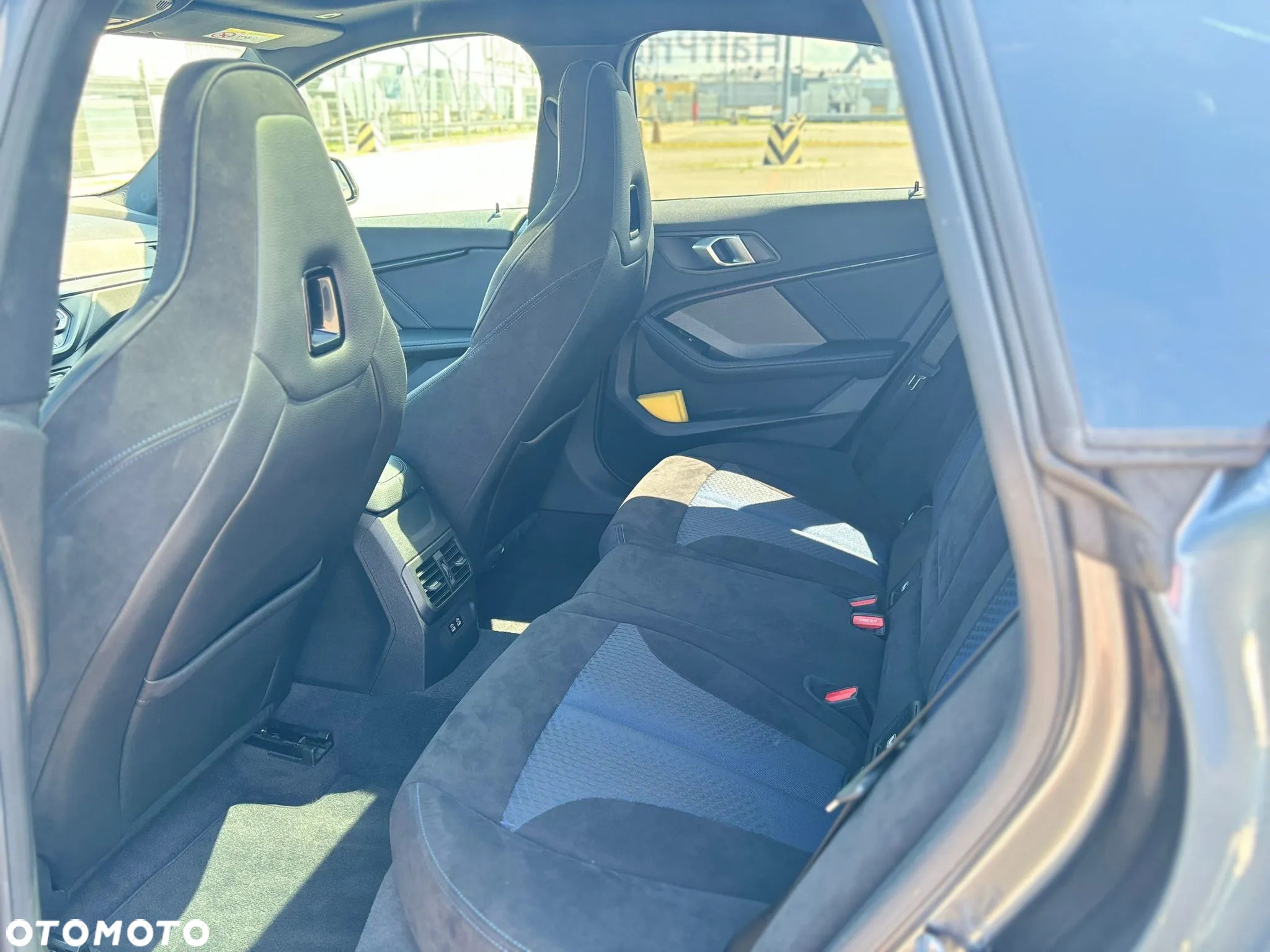 BMW Seria 2 M235i xDrive ColorVision Edition - 18