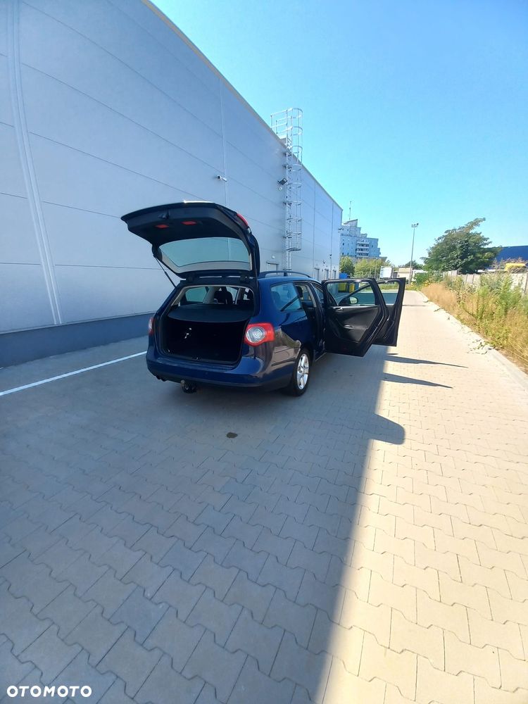Volkswagen Passat - 26