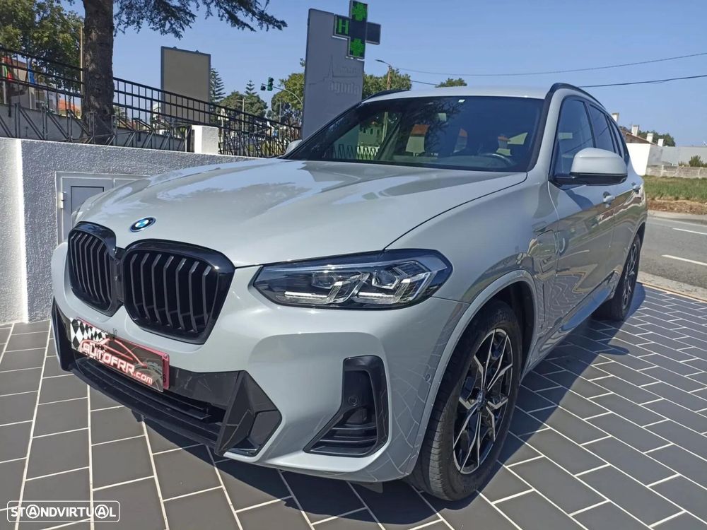 BMW X3 30 e xDrive Pack M Desportivo Pro - 32