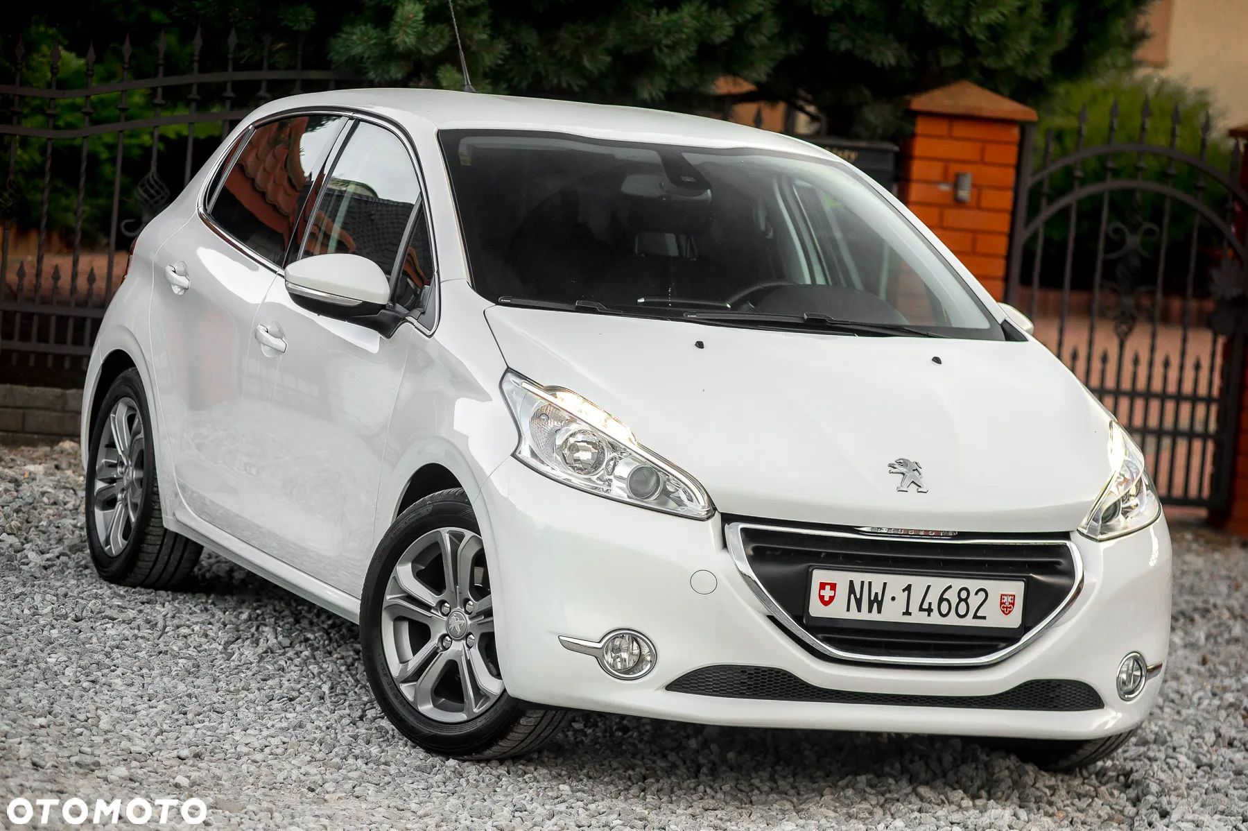Peugeot 208 1.6 VTi Allure - 1