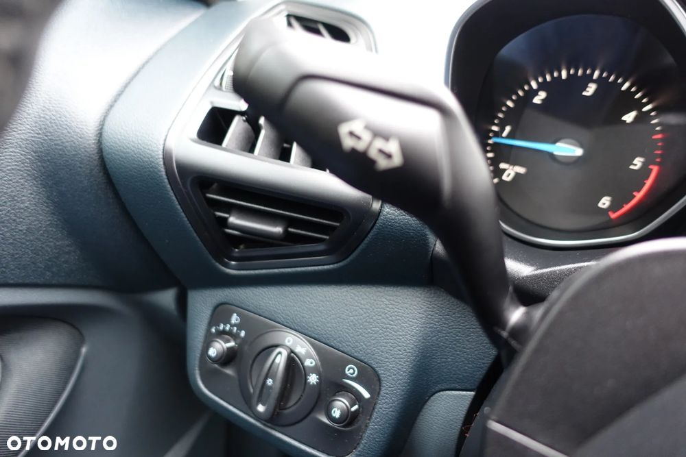 Ford C-MAX 1.6 TDCi Ambiente - 25